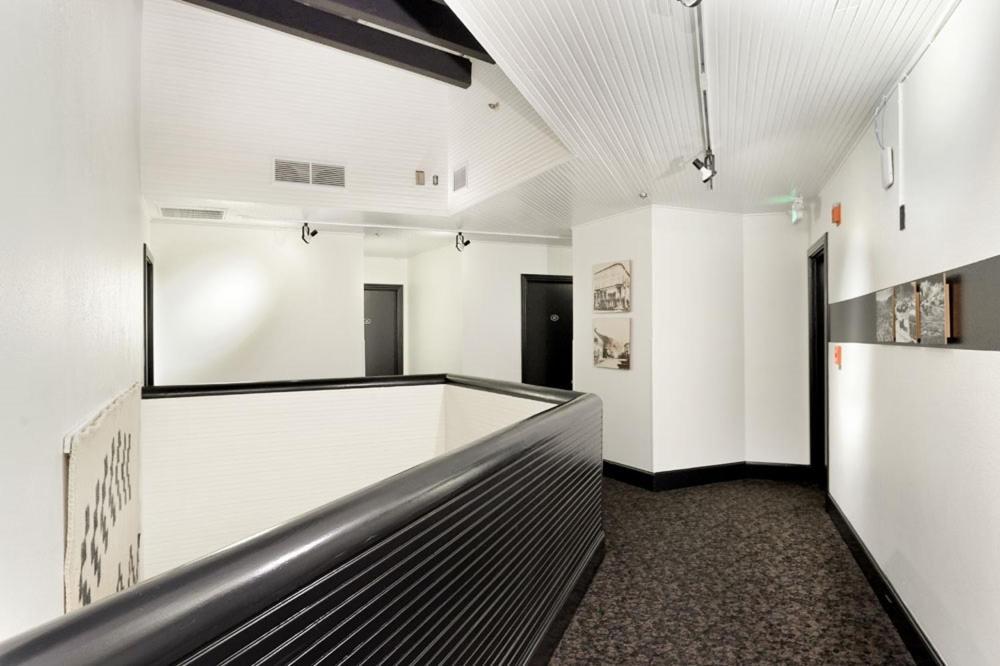Independence Square 213, Spacious Hotel Room With 2 Queen Beds, Wet Bar, And Sitting Area 아스펜 외부 사진